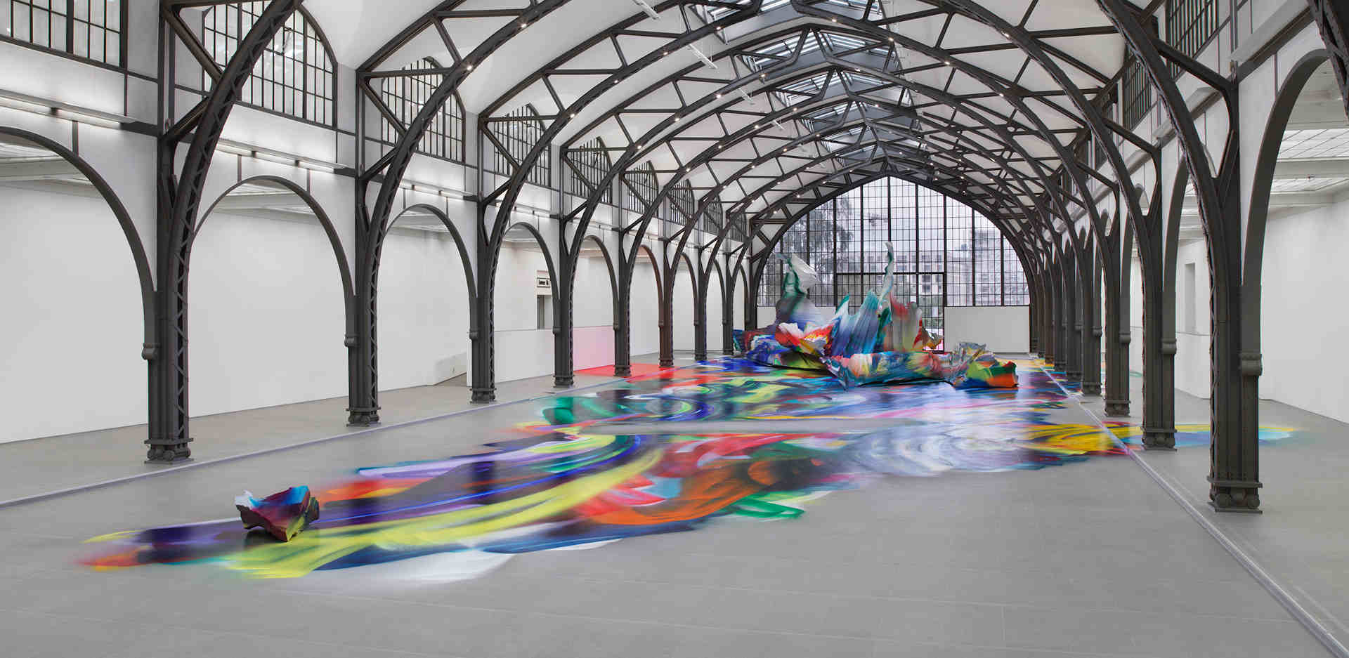 katharina-grosse-it-wasnt-us-im-hamburger-bahnhof_innen_xl.jpg